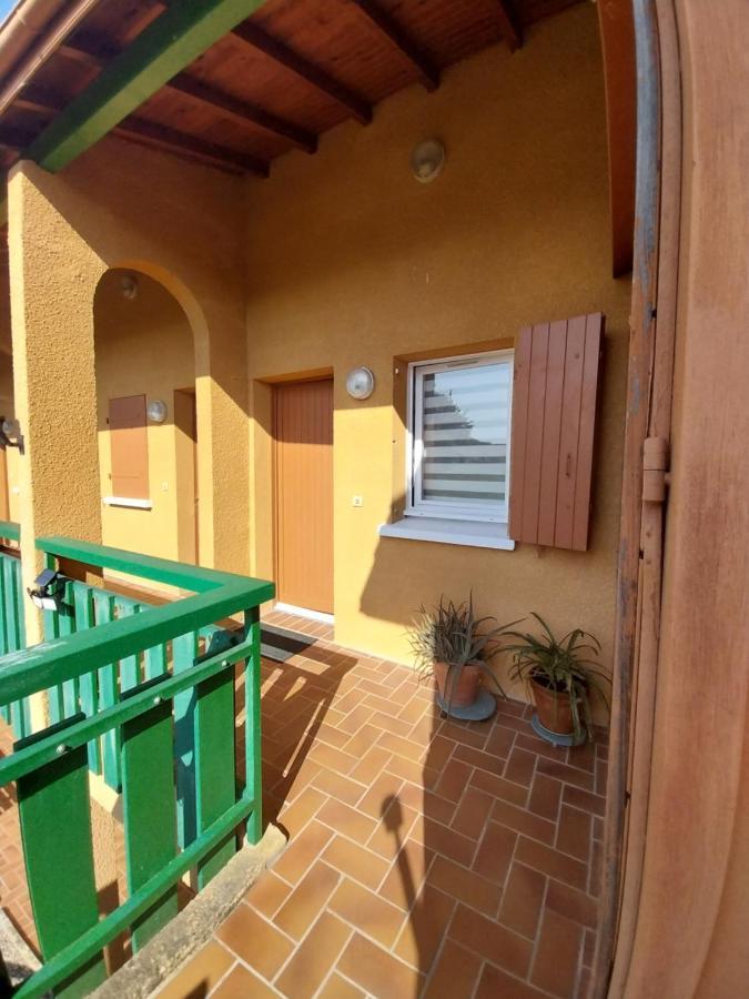 Apartamento Bihotze27 Cazaubon Exterior foto